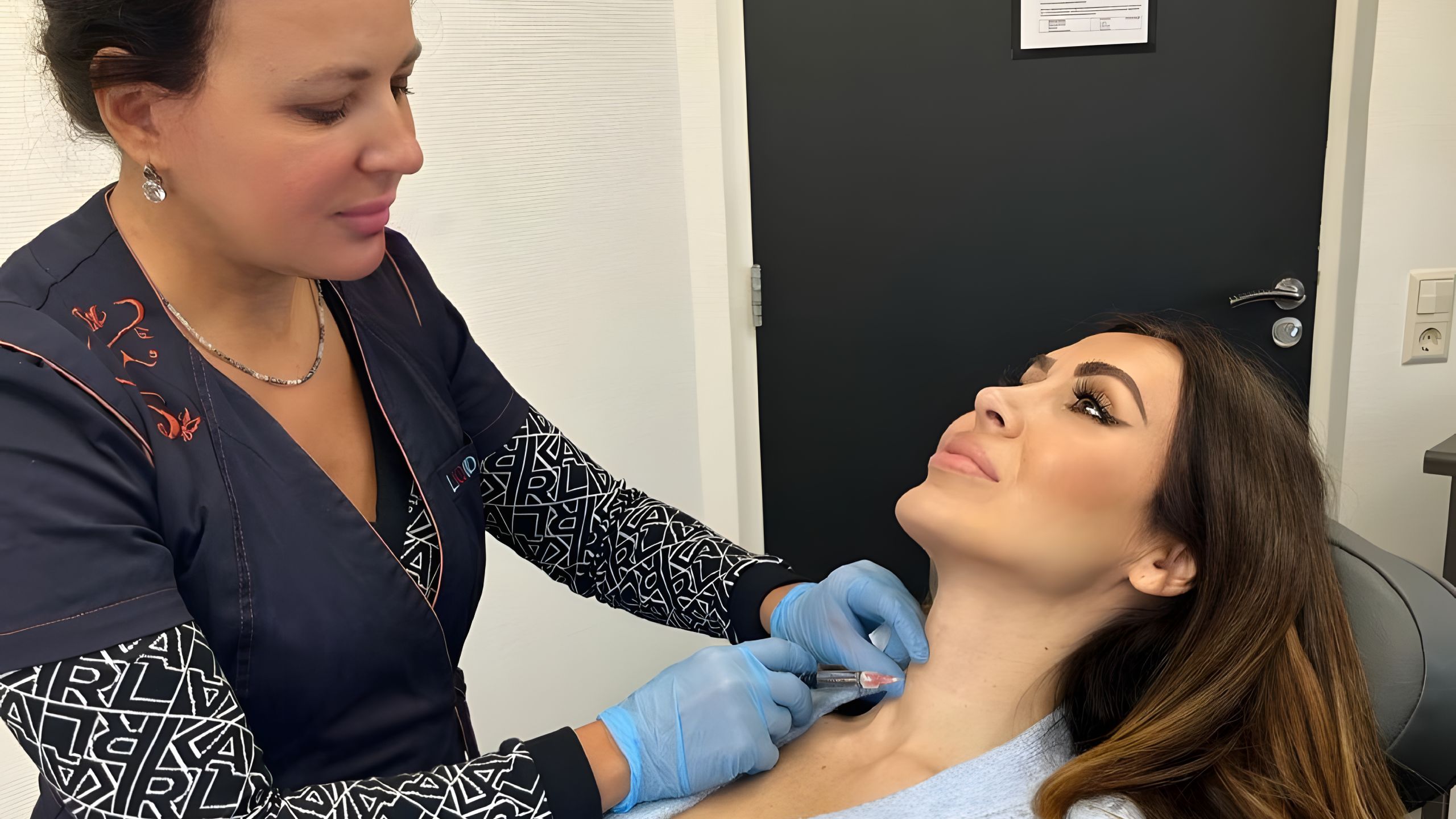 Behandeling met injectables bij Liquid Beauty